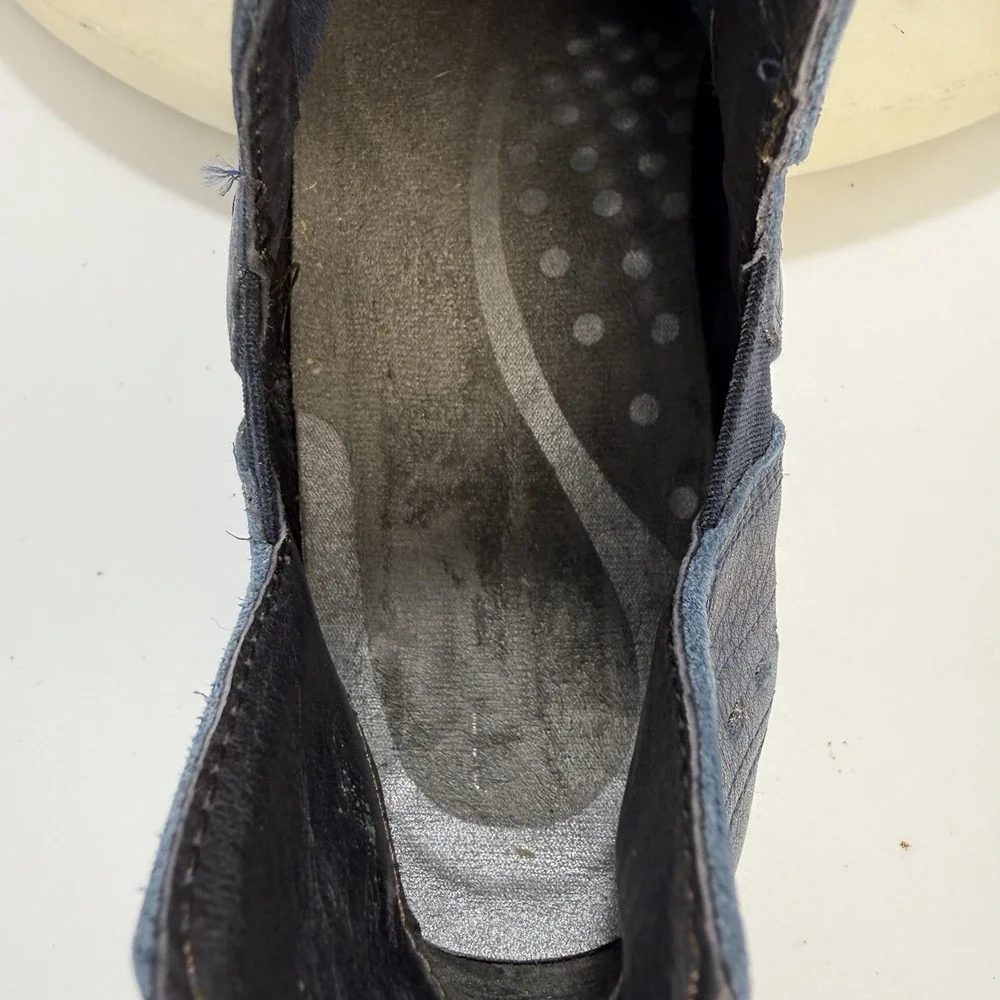 Naot Rivotra Leather & Suede Perforated Slip On Ankle Bootie Navy EU 41/US 9.5